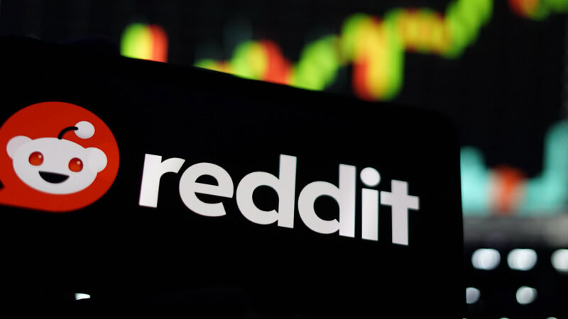 Reddit priorise la recherche, voit 5x croissance dans les réponses alimentées par l'IA 6 8160f450 3a42 4819 8275 7e8adee41805 878